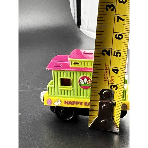 Thomas & Friends Take n Play 2002 Easter Caboose Vtg Magnetic Diecast Gullane - Picture 14 of 14